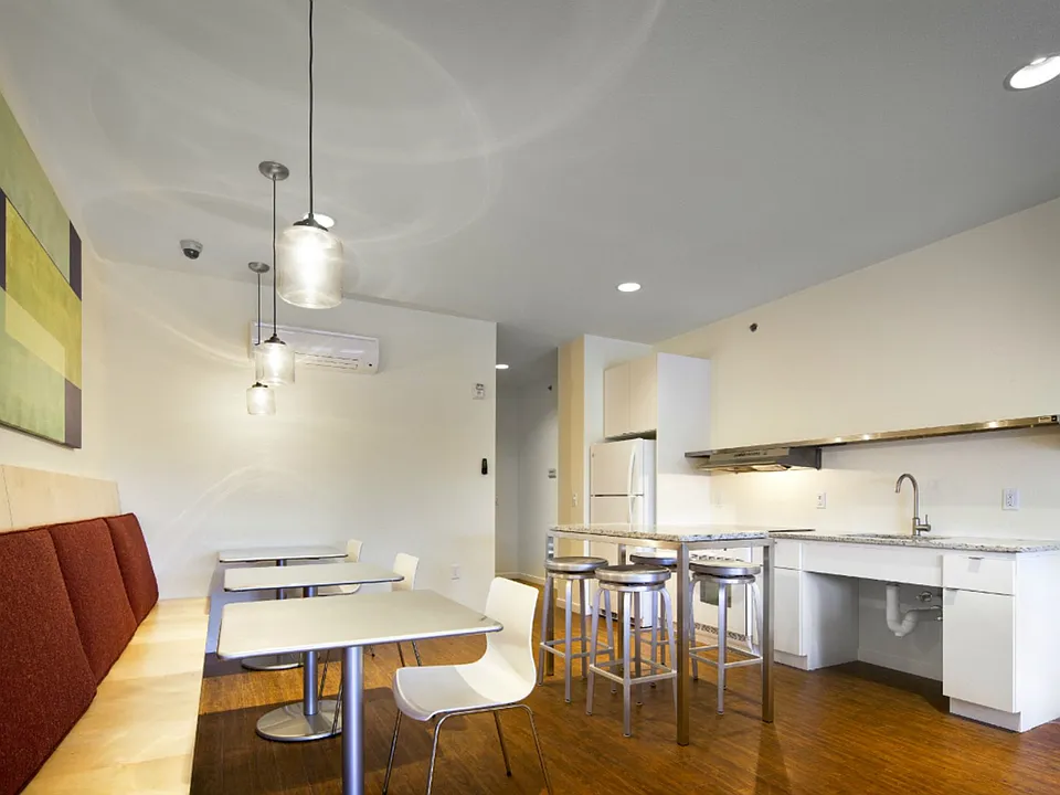 Parkway West Apartments