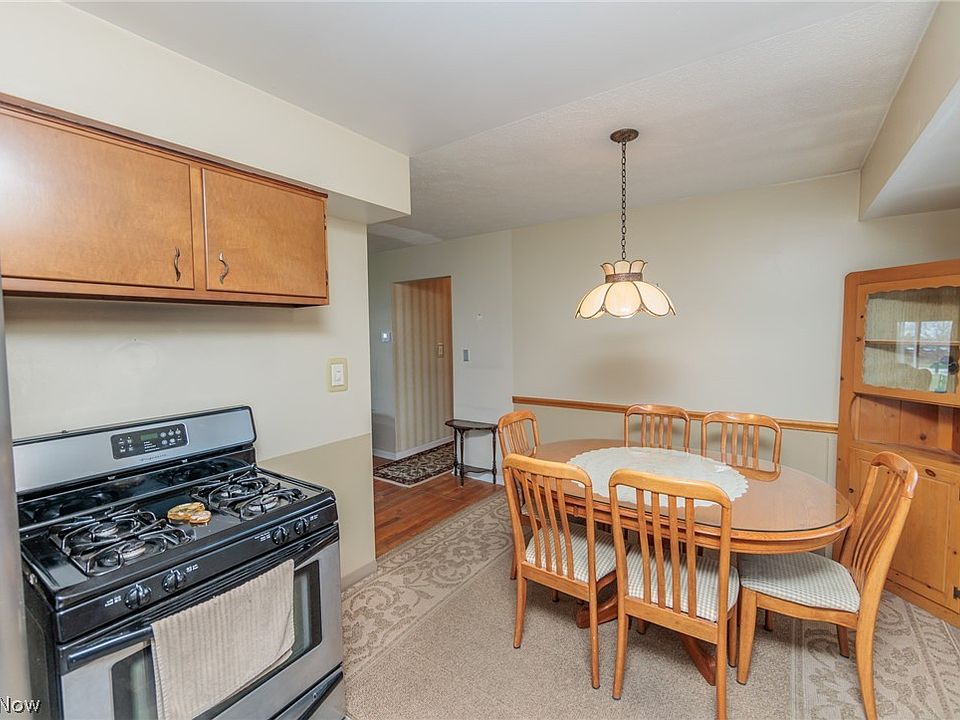 19605 Parkmount Ave, Cleveland, OH 44135 Zillow