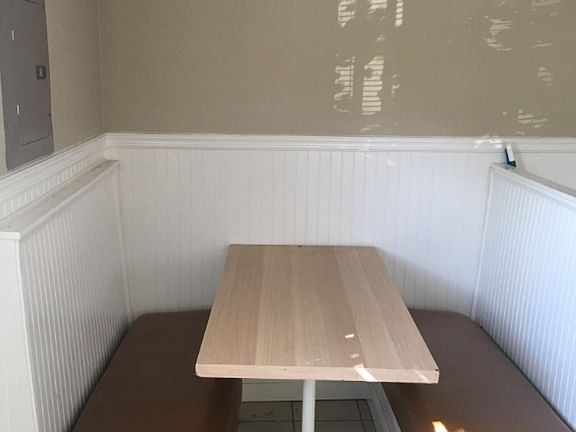 5th image of 1127 Park St