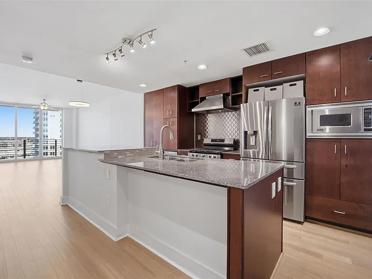 1208 E Kennedy Blvd #1121 — Photo 4