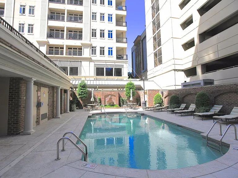 230 Tryon St #1002 — Photo 15