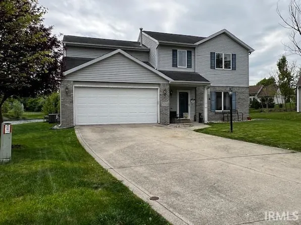 7633 Irwin Pines Ct, Fort Wayne, IN 46804