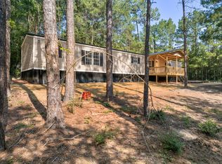 75 J Barnes Rd, Purvis, MS 39475