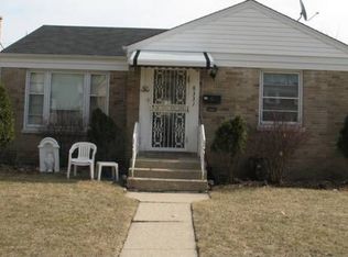 8331 Harding Ave, Skokie, IL 60076