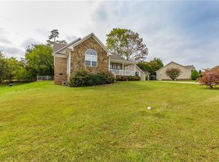 709 Ralph Graham Dr, Graham, NC 27253