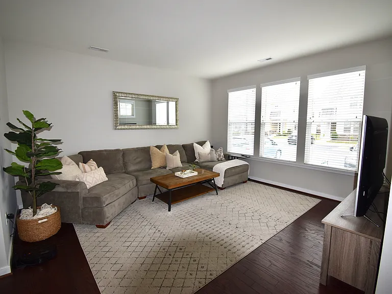 8043 Rutland Village Dr #1 — Photo 6