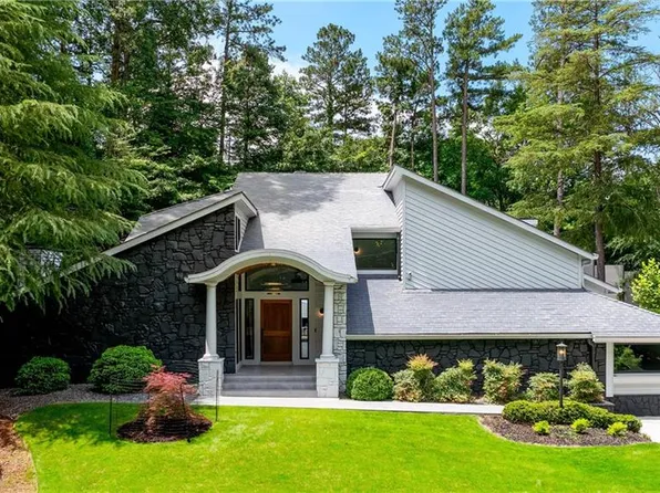 4070 Whitewater Creek Rd NW, Atlanta, GA 30327