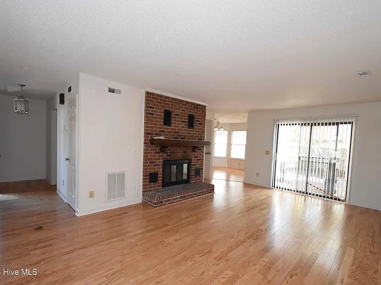 1829 Quail Ridge Rd #K — Photo 3