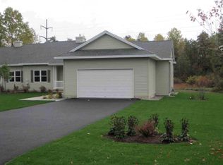 25 Smoke Ridge Rd, Queensbury, NY 12804