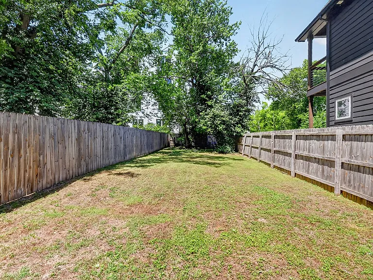 1007A Alice St — Photo 48