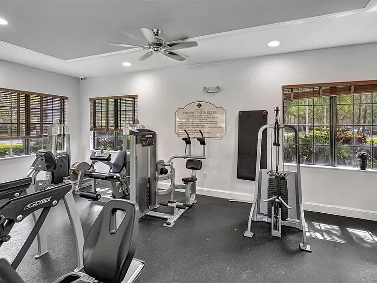 10941 Bitternut Hickory Ln — Photo 31