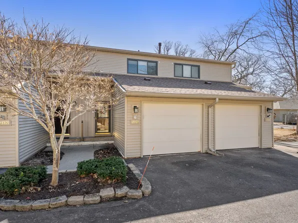 2809 12th Ave APT 202, Rock Island, IL 61201