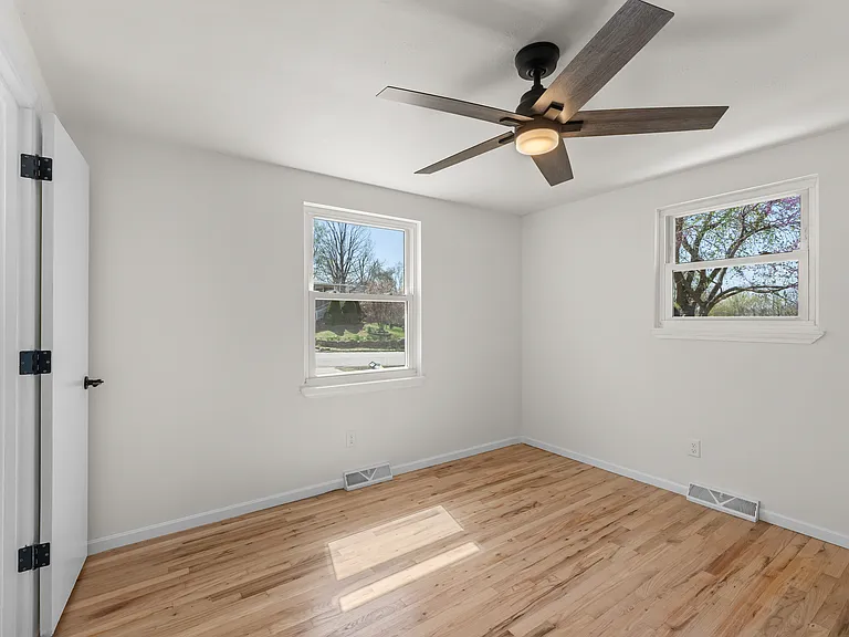 28 Misty Springs Cir — Photo 20