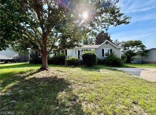 7204 Paul Howard Dr, Jacksonville, FL 32222