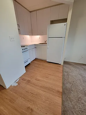 Rented by Metro Park Realty Inc | media 24