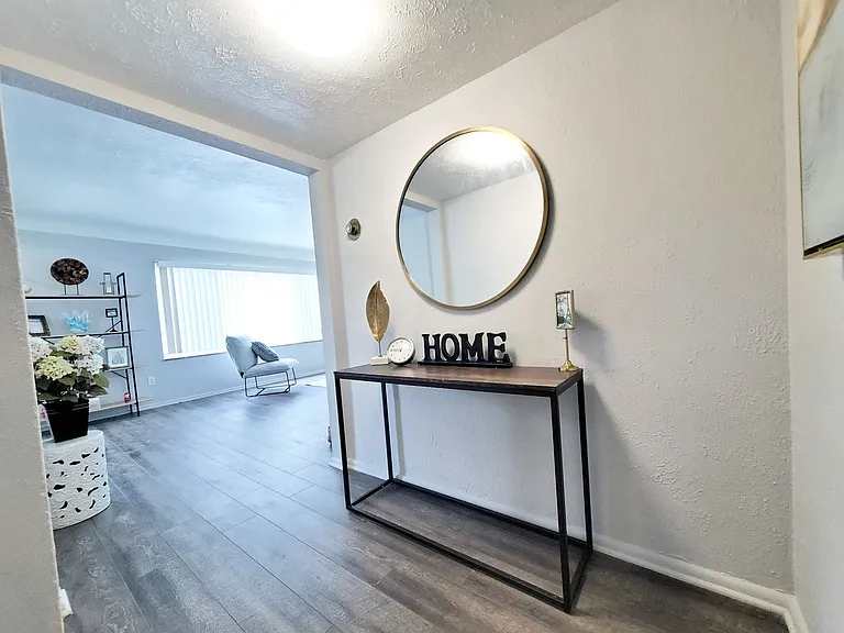 Smartland Lee-Mustang Apartments — Photo 19