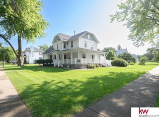 708 N Kansas St, Superior, NE 68978