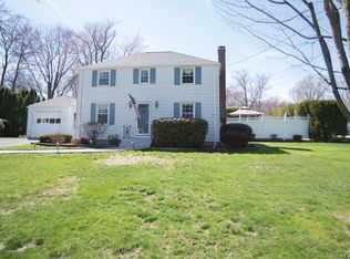 87 Sherwood Ave, West Springfield, MA 01089
