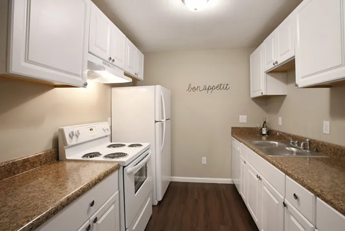 2 bed, 1.0 bath, 1143 sqft, $1,200 — Photo 4