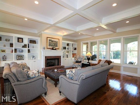 5th image of 1209 Plantation Cir