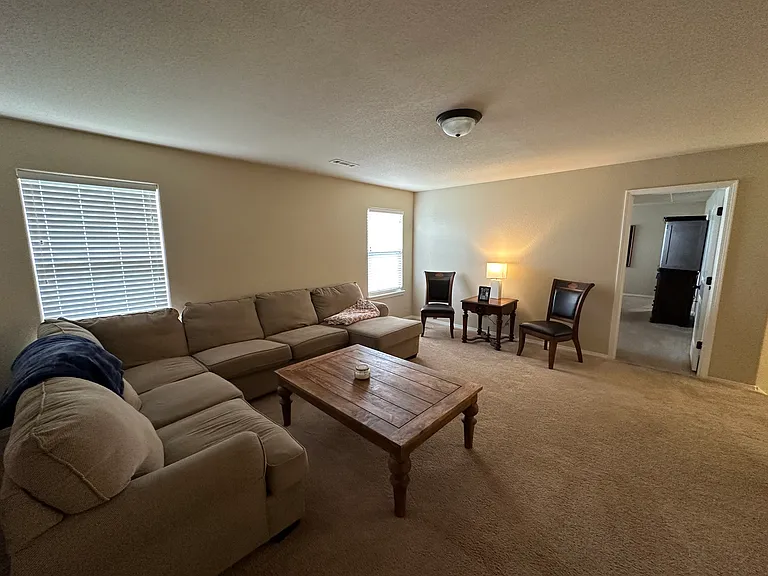 3712 Glenwood Springs St — Photo 37