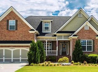 2426 Misty Rose Ln, Loganville, GA 30052