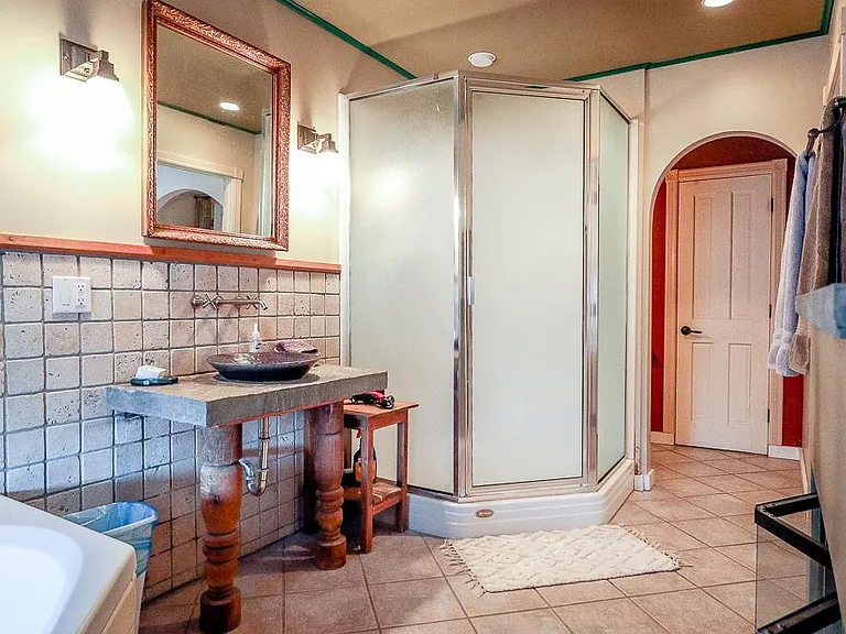 258 Warren St #2 — Photo 21