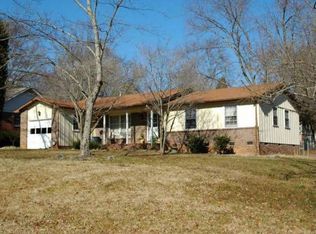 147 Flintfield Dr, Winston Salem, NC 27103