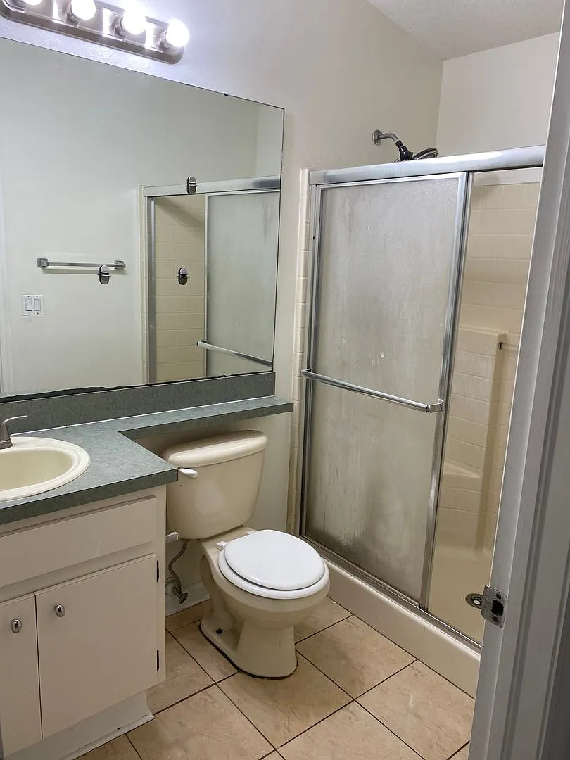 Building Photo - 8530 Quarter Horse Dr