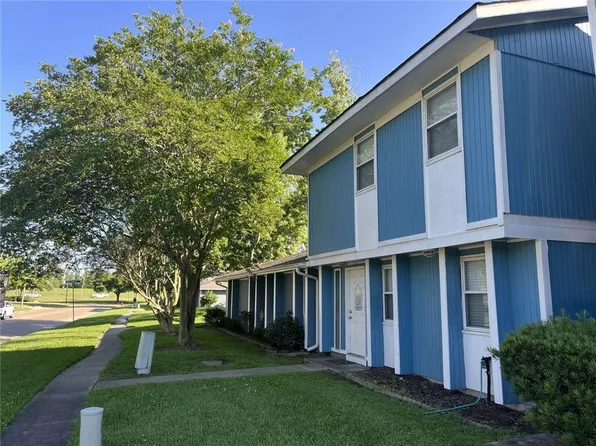 203 E Club Dr #1, Saint Rose, LA 70087