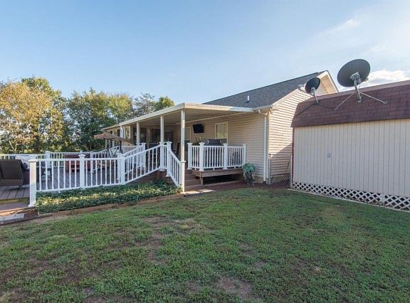 3rd image of 1310 Johnathan Ln