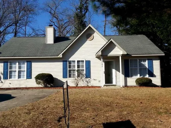 1687 Scarborough Rd, Greenville, NC 27858