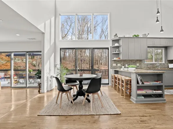 11 Patterson Road, Pound Ridge, NY 10576