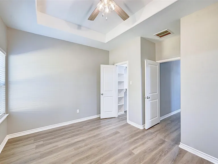 8695 Sassafras St — Photo 17