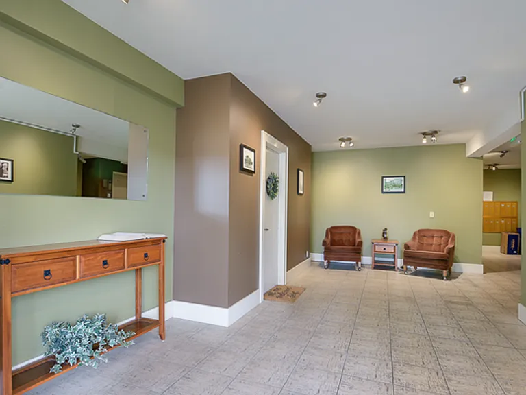 Aloha House Apartments — Photo 29