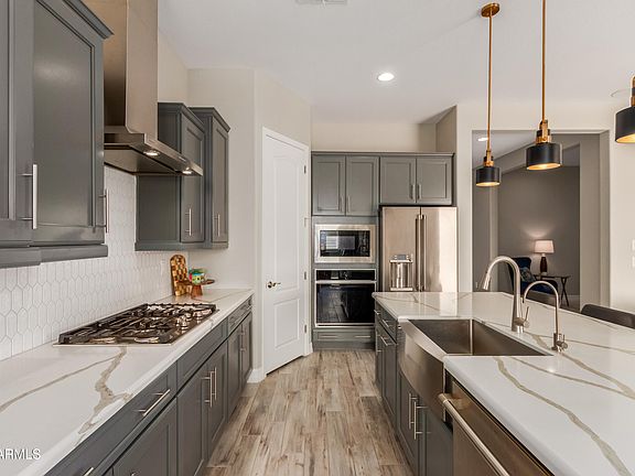 4th image of 17883 W BROOKWOOD Drive
