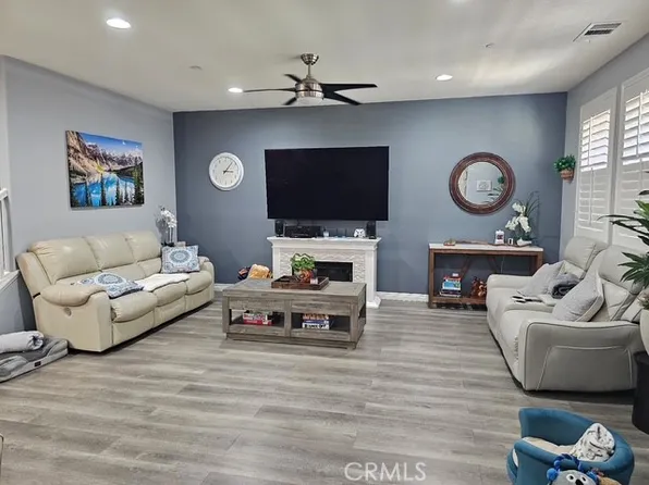 16001 Chase Rd Unit 111, Fontana, CA 92336