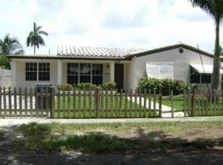 3047 Hayes St, Hollywood, FL 33021