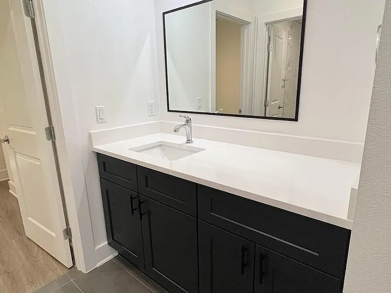 2210 Pearl St #202 — Photo 9
