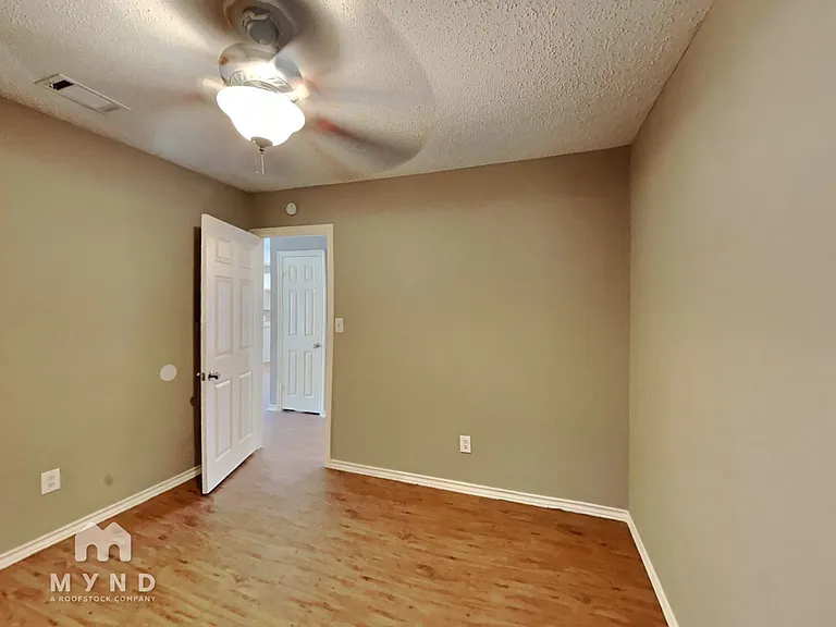 416 Carroll Ave — Photo 14