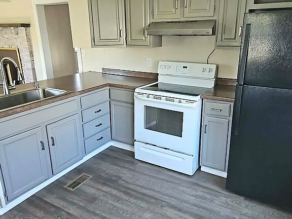 4th image of 1319 Summers School Rd