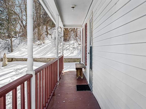 3rd image of 20 George Street