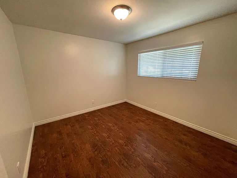 745 Fine St — Photo 11