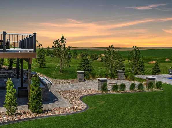 5103 13q St NW, Garrison, ND 58540