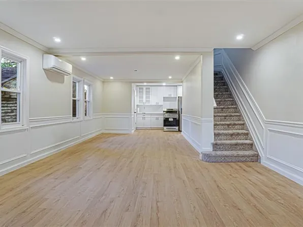 4411 Edson Avenue image 11 of 30