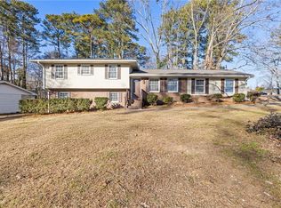 876 Killian Hill Rd SW, Lilburn, GA 30047