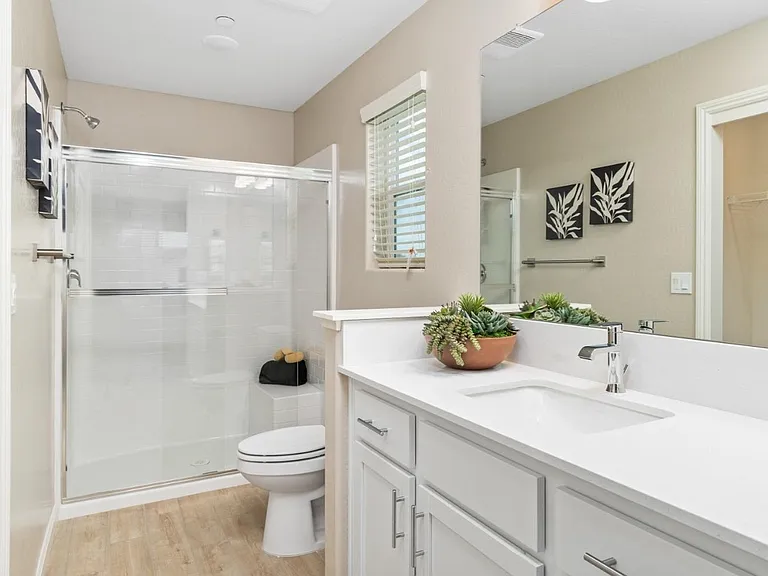 1108 Vanguard Way W — Photo 18