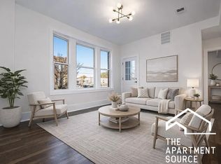 3749 W School St #F3, Chicago, IL 60618