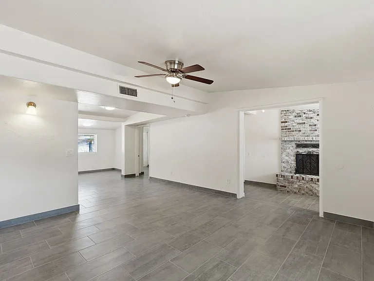 4608 S Fremont Ave — Photo 5