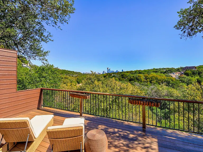 1329 Spyglass Dr — Photo 35